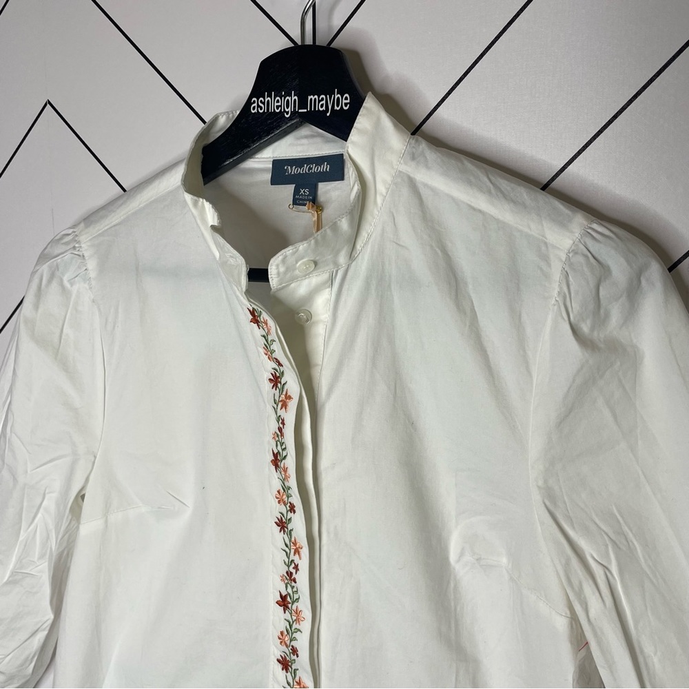 ModCloth | Thriving Trellis Embroidered Button Down Shirt Size XS NWT - Picture 4 of 11